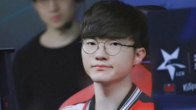 San的阿希取得了13次击杀，士气高涨， MaRin 的雷克顿成为了突破点。 Leyan 的队伍击败了 Mlxg 的队伍。