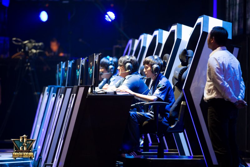 Vitality BLAST Open 春季赛 2025 的冠军