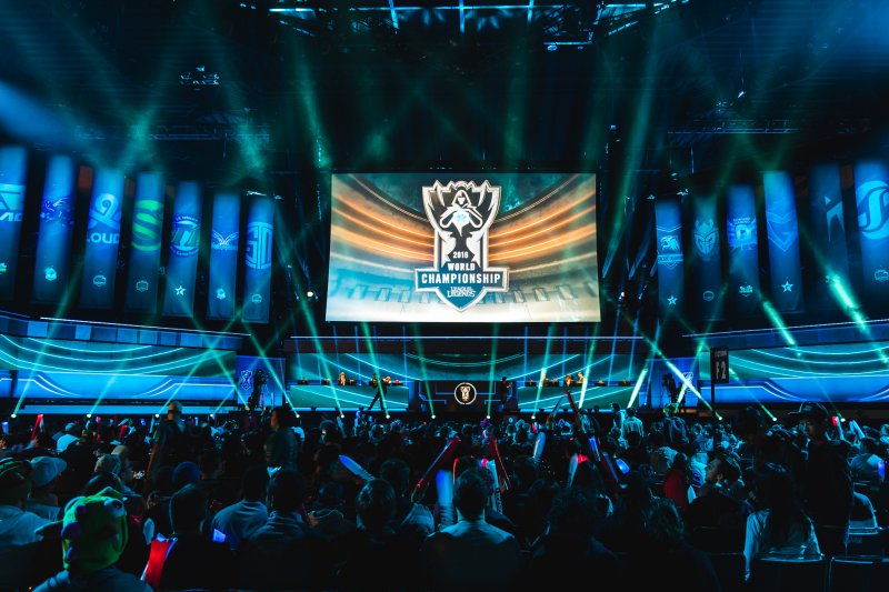 JD Gaming 击败 Weibo Gaming ， Top Esports 战胜 Team WE 在 LPL 2025 分裂中